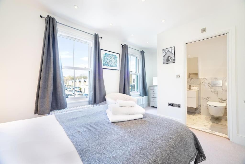 런던 Private Terrace Fulham 3 Bed 2 Baths 아파트 외부 사진
