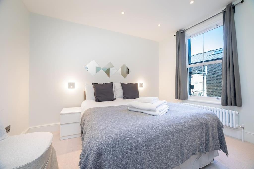 런던 Private Terrace Fulham 3 Bed 2 Baths 아파트 외부 사진