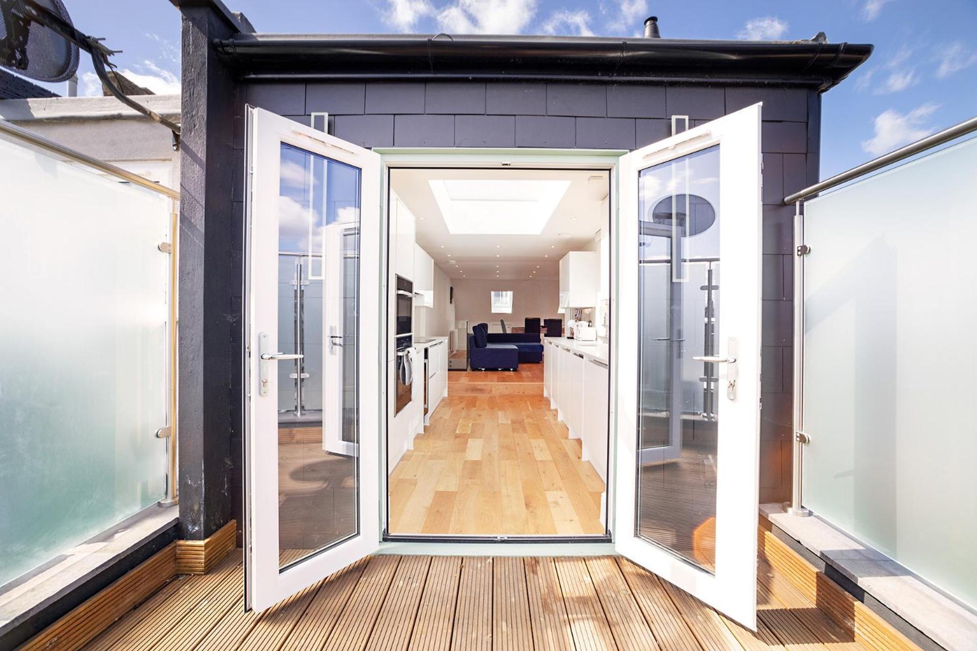 런던 Private Terrace Fulham 3 Bed 2 Baths 아파트 외부 사진